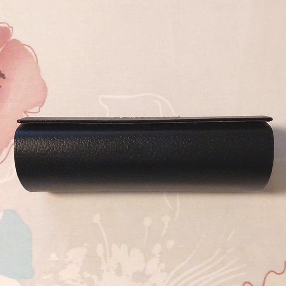 Burberry black glasses case - Picture 5 of 12